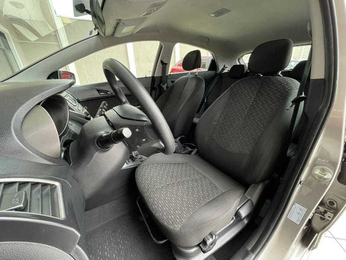 Imagem 9 de 15 de Hyundai Hb20 1.0 Comfort
