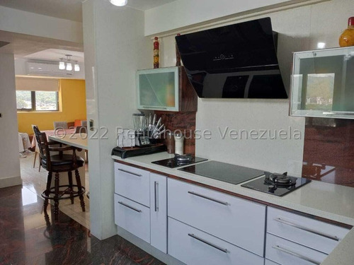 Hermoso Penthouse, Con Unas Vistas Panoramicas Impresionantes, Totalmente Amoblado Y Equipado, Pisos De Marmol, 