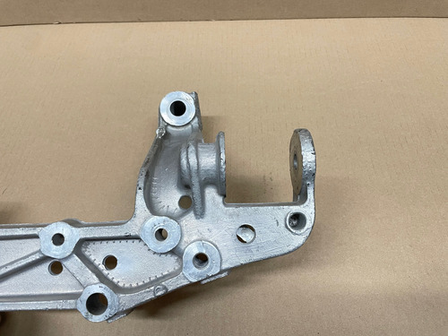 Brazo Derecho Puente Del Audi A3 2009 2010 2012 Gti Bora Mk5 (Usado)