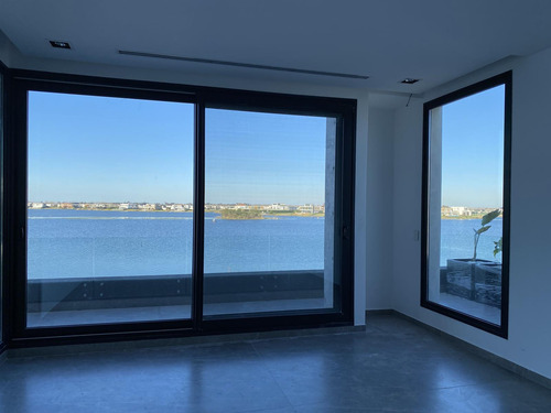 Casa A Estrenar Puertos Del Lago Barrio Marinas Escobar