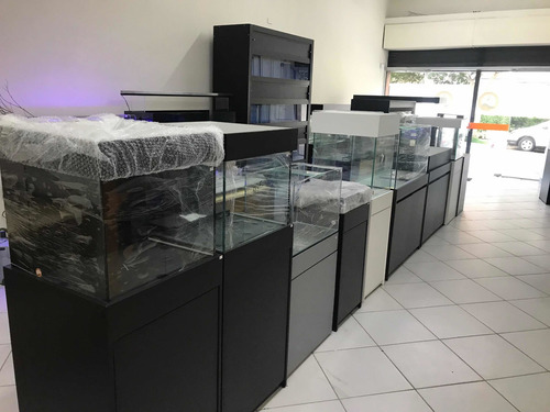 Imagem 8 de 9 de Aquario Cubo 50x50x50 + Sump - Vidro 8mm + Movel Preto