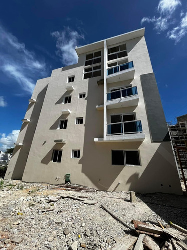 Oportunidad De Adquirir Tu Apartamento En Caleta Con Piscina