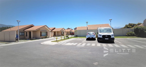 Casa De 3 Dorm 2 Baños En Venta En La Cruz Oportunidad Única