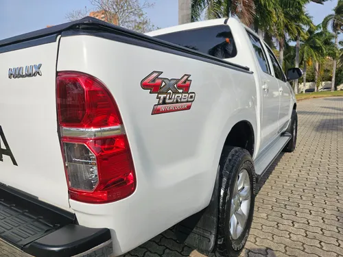Toyota Hilux 2.5 4x4 DC