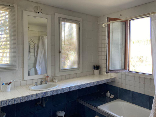 Lindisima Casa En Venta Tigre, Laguna Del Sol, 4 Dormitorios, Escritorio, Dependencia, Gran Jardin
