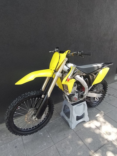 Imagen 16 de 25 de Suzuki Rmz 250 Modelo 2016 Con 140hs