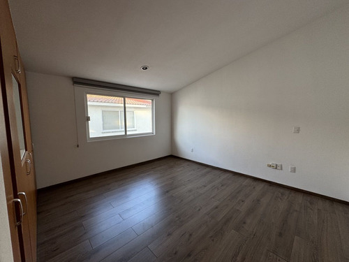 Casa En Venta En Claustros Delcampestre La Joya
