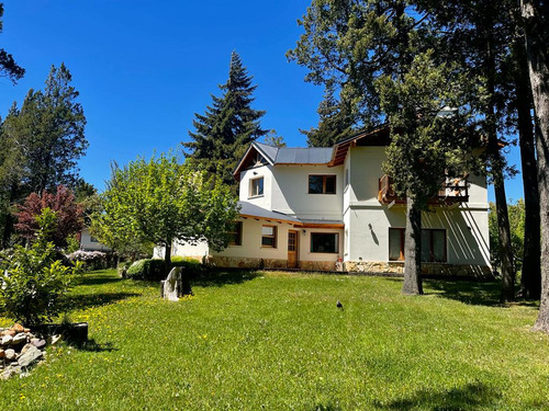 Cálida Casa En Barrio Pájaro Azul Bariloche