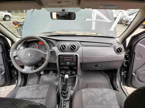 Renault Logan 1.6 Dynamique Fii