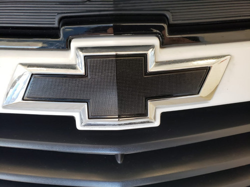 Imagen 12 de 22 de Chevrolet Onix Joy Black 5p 1.4 Ph