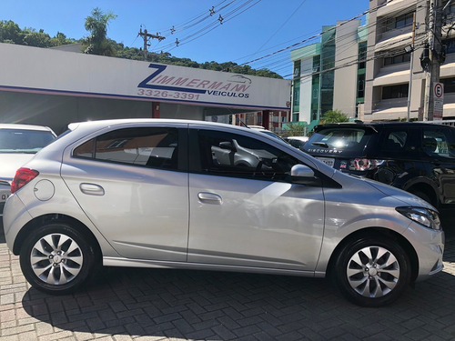 Chevrolet Onix Lt 1.4 Flex 2018 Completo Unico Dono
