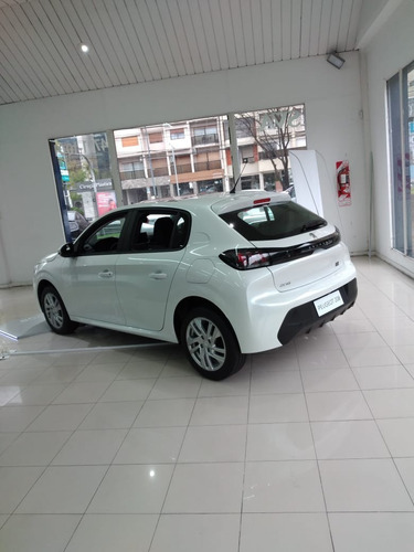 Imagen 5 de 15 de Peugeot 208 1.6l Active