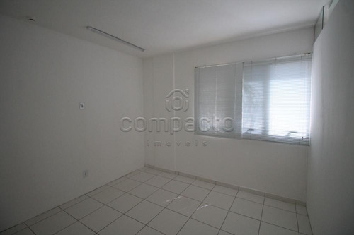 Lojas Comerciais - Ref: L63