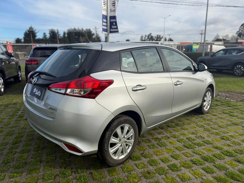 Toyota Yaris 1.5 SPORT GL E 4X2 HB MT 5P