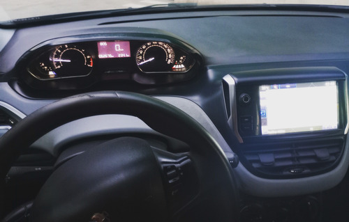 Peugeot 208 1.5 Allure Touchscreen