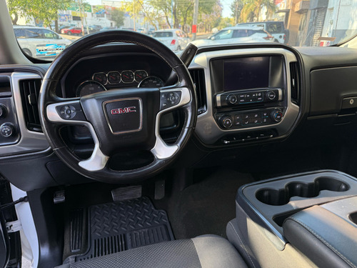 GMC Sierra 5.4 Cabina Regular Sle 4x4 At