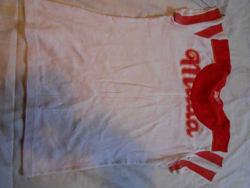 Remera Manga Muaa Roja Y Blanca Y Otra Muy Bonita!