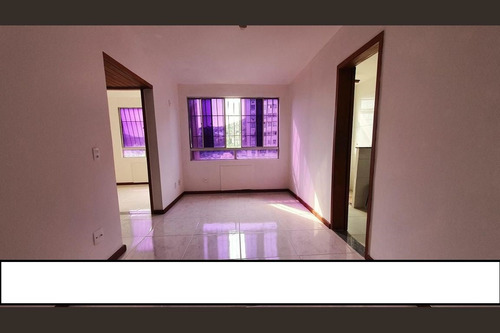 Imagem 7 de 14 de Apartamento, 02 Quartos, Em Niterói.