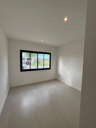 Venta De Casa 5 Ambientes A Estrenar En Barrio San Pablo