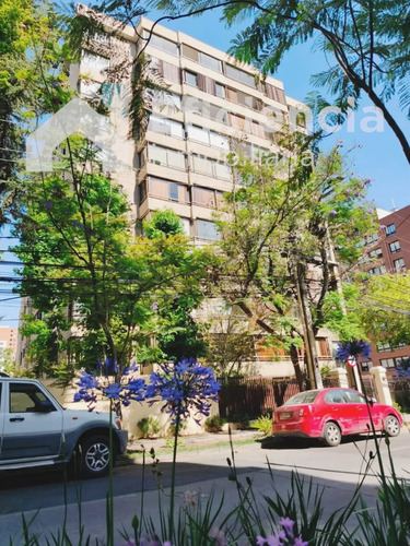 Oportunidad/oficina La Capitanía/ Metro Manquehue, Apumanque