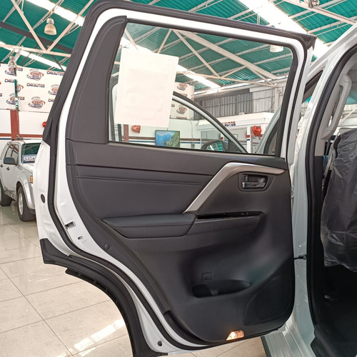 Mitsubishi Montero Sport 2023