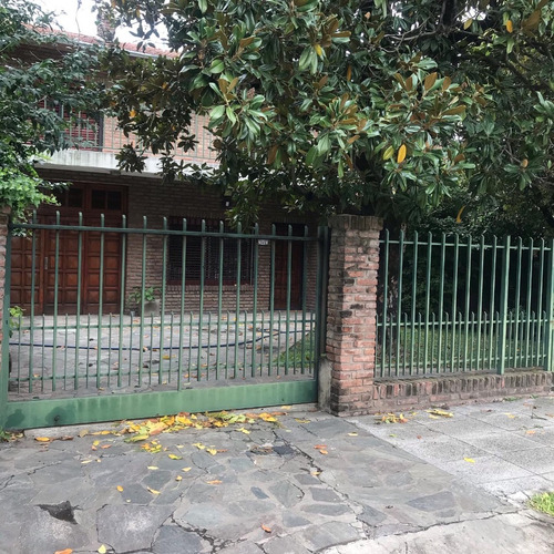 Venta Casa Muñiz 4 Dormitorios 