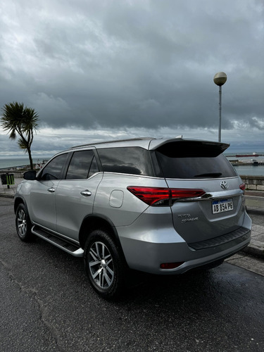 Toyota SW4 2.8 Srx 177cv 4x4 7as At