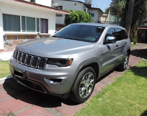 Jeep Grand Cherokee 3.6 Limited Lujo 4X2 At