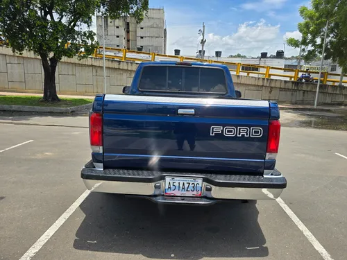 Ford F-150 5.0 Xlt Flare Side