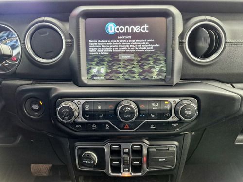 Jeep Wrangler 3.7 Unlimited Sahara 3.6 4x4 At