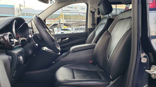 Imagen 10 de 14 de Mercedes-benz Clase V 2018 5p 220 Avantgarde L4/2.2/tdi Aut