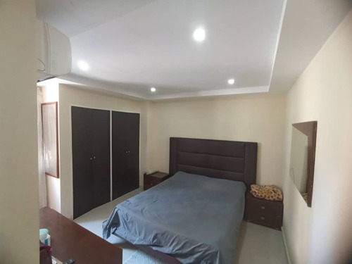 Imagen 3 de 13 de Apartamento En Res. Sevilla Real, Foa-2042