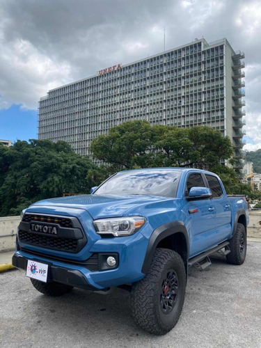 Imagen 2 de 10 de Toyota Tacoma Trd Off Road
