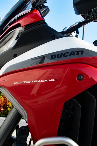 Ducati Multistrada V4s 2022 10,000km Placa: 7