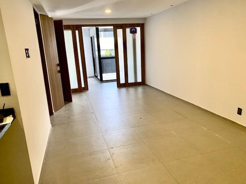Anzures, Departamento Con Terraza Privada, 1 Recámara, Estudio O Área De T.v., 2 Baños Completos, Vigilancia 24 Horas. Excelente Ubicación. El Edificio Cuenta Con Roof Garden En Áreas Comunes.