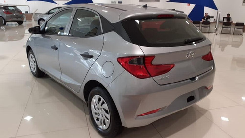 Imagem 3 de 9 de Hyundai Sense 1.0