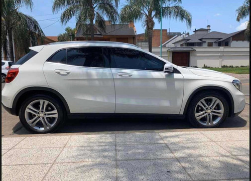 Mercedes-benz Clase Gla 1.6 Gla200 At Urban 156cv 2015