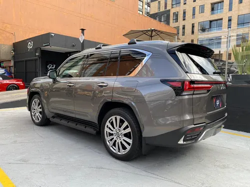 Lexus Lx600 Ultra Luxury