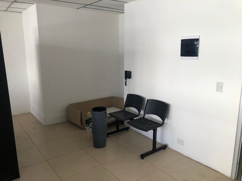 Imagen 4 de 18 de Local En Venta En General San Martín