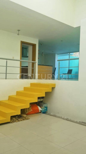 Casa En Venta En Fracc. Santa Anita, Tlajomulco De Zúñiga, Jalisco.