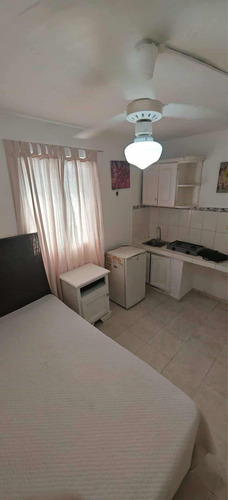 Gascue, Unibe, Apec, Rento Aparta Estudio Amueblado, Facil Acceso A Unibe, Uce, Utesa, Pucmm, La Catolica, Zona Colonial, Metro, Pucamaima, Apec, Zona Universitaria, Uasd, Miraflores, Don Bosco