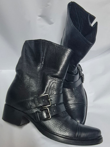 Exclusivos Botines Miu Miu (prada), Talla 40, Cuero 