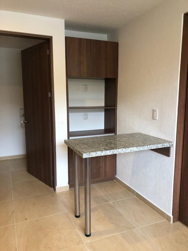Imagen 15 de 30 de En Venta Casa En Zibata, Jardín, 3 Recamaras, Cuarto De Lava