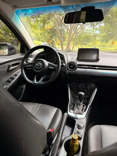 Mazda 2 1.6 turing