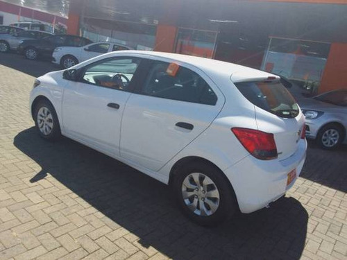 Imagem 6 de 9 de Chevrolet Onix 1.0 Mpfi Lt 8v Flex 4p Manual