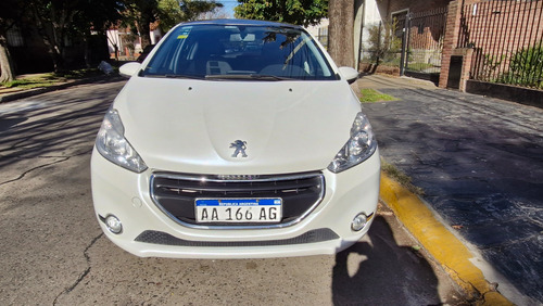 Peugeot 208 1.6 Allure Tiptronic