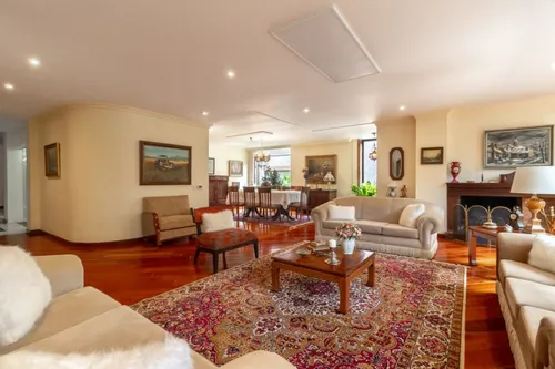 Apartamento En Arriendo/venta En Los Rosales. Cod V16569