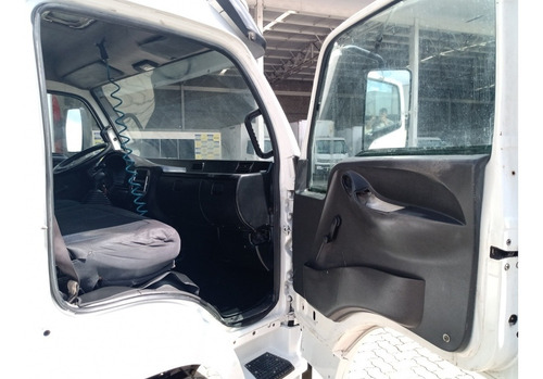 Imagem 10 de 15 de Iveco Vertis 90v16