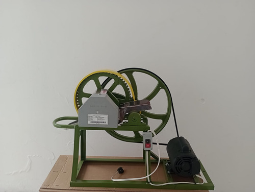 Garapeira De Cana Rolos De Ferro Com Motor Elétrico Completa
