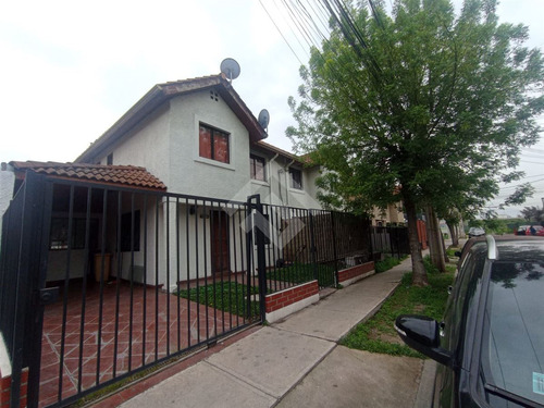 Casa En Venta De 3 Dorm. 2 Baños Portal Oeste En Cerrillos